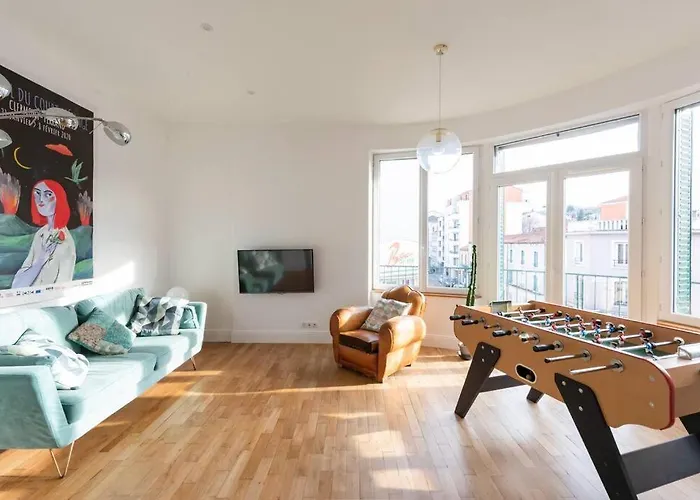 Appt F4 Neuf Lumineux, Centre Ville, Garage