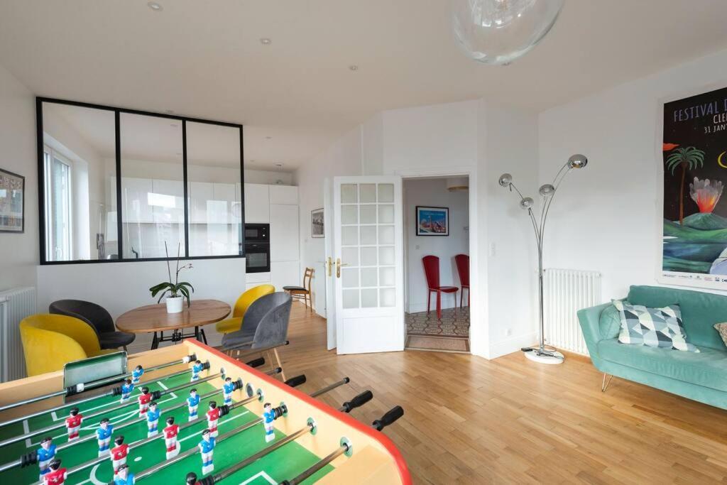 Appt F4 Neuf Lumineux, Centre Ville, Garage *